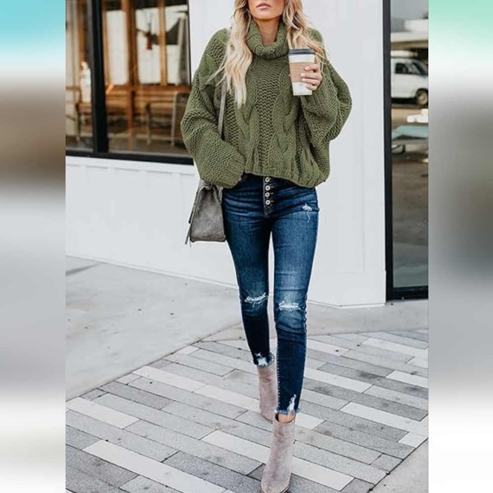 #13 Green Chunky Sweater